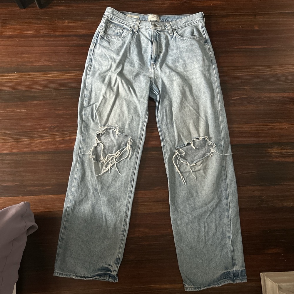 Distressed Light Blue Jeans